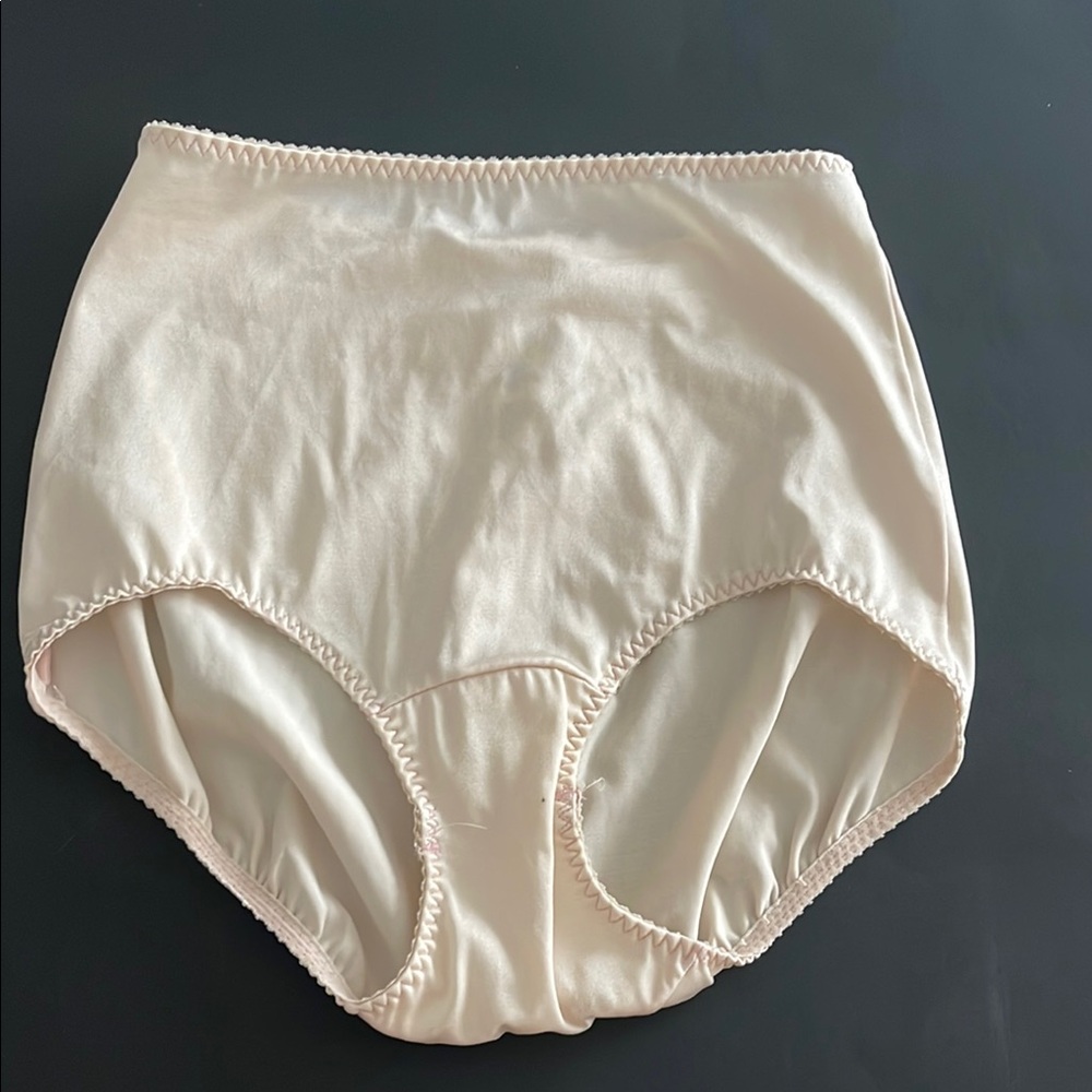 Vintage Olga High-Waisted Cream Shapewear Panty Size L